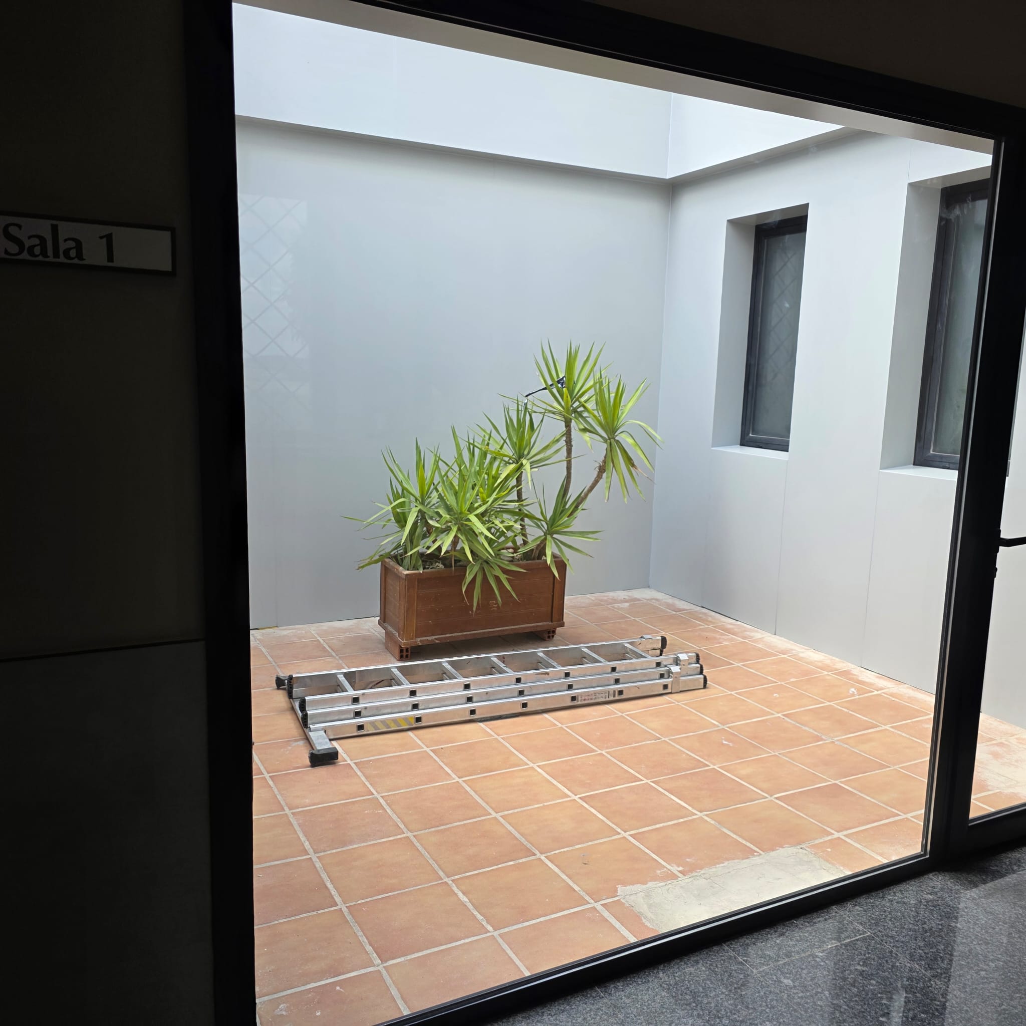 Proceso de montaje de las plantas artificiales